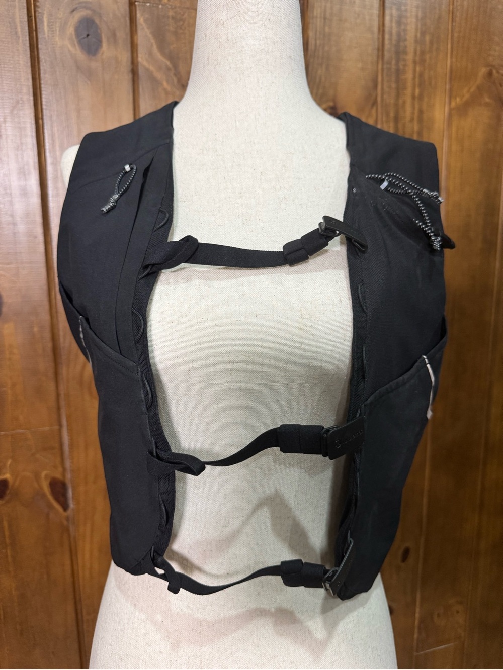 lululemon athletica Black Active Vest with Front Buckle Closures